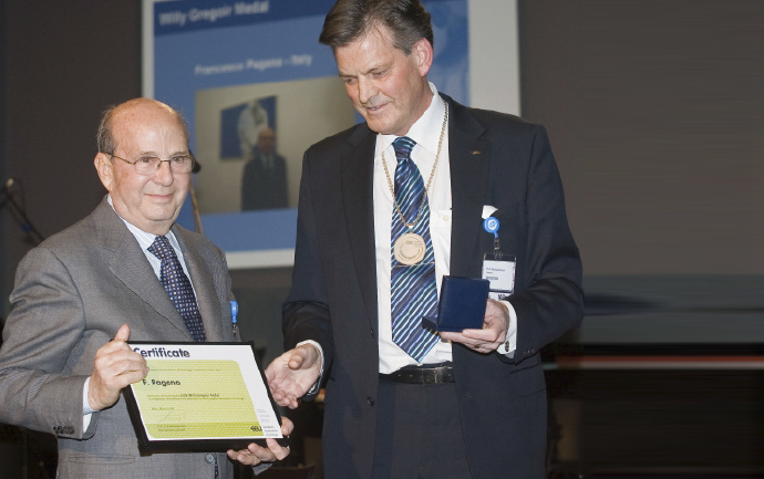 Willy Gregoir Medal 2008 – EAU Congress History